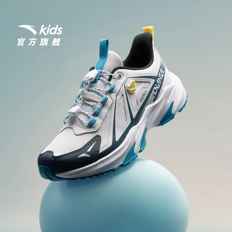 安踏儿童山野跑步鞋春秋网面男大童春季防滑耐磨雅丹风运动鞋子