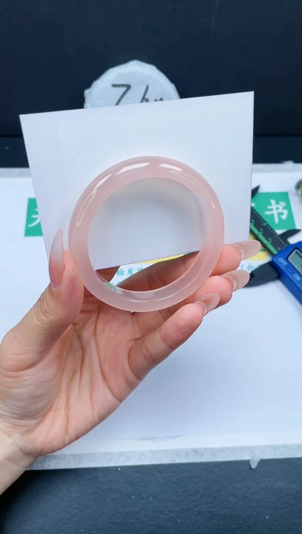 【闪购商品】石英质玉手镯未镶嵌306-52