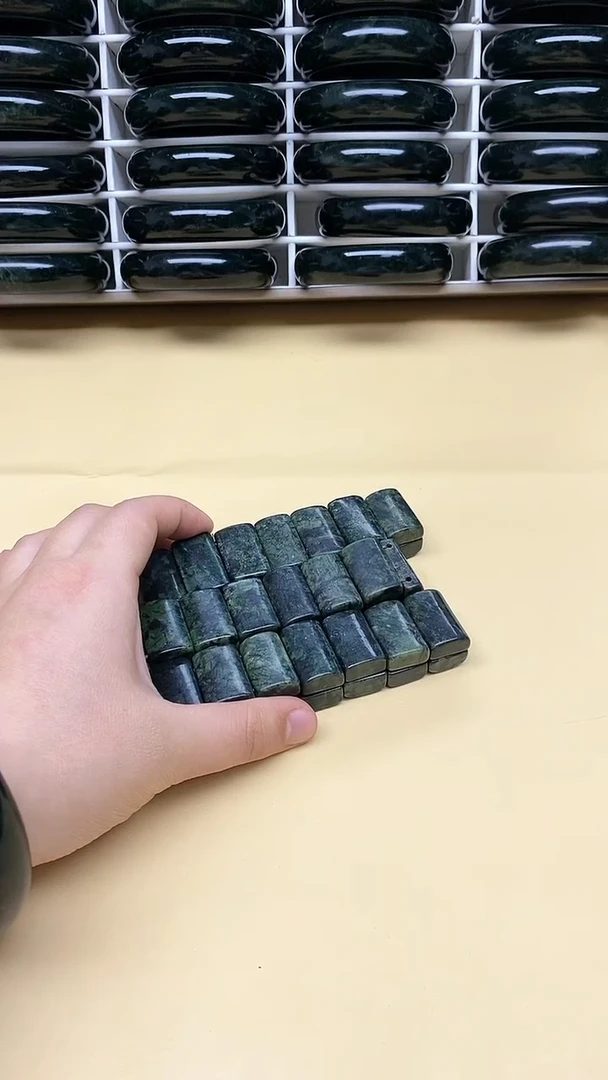 【闪购商品】蛇纹石玉手牌未镶嵌手牌
