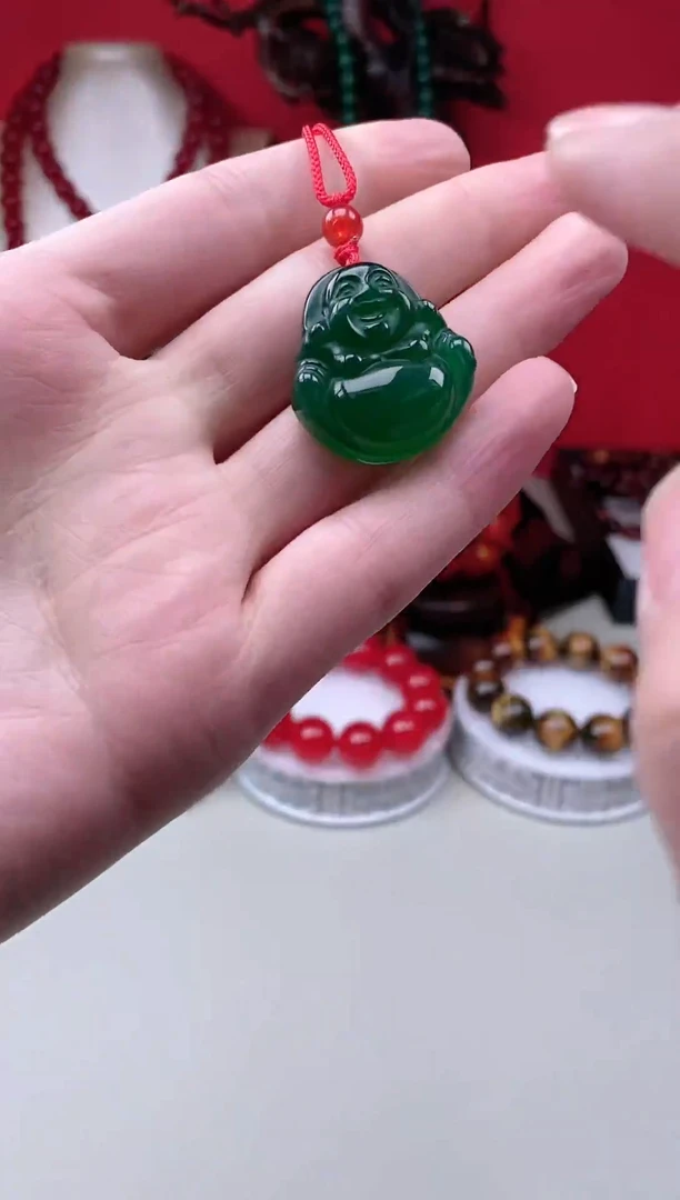 【闪购商品】玛瑙/玉髓吊坠(赠链)未镶嵌阳绿佛公