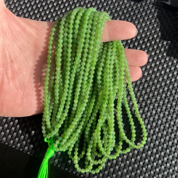 【苹果绿无矿点】俄老料碧玉约4mm148颗素圈女神链（多样性发一）