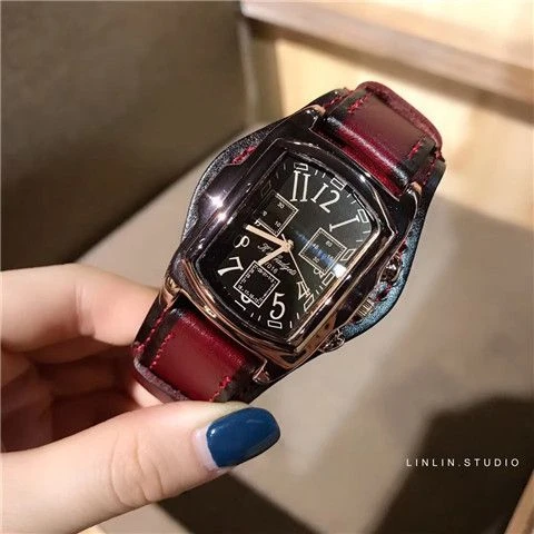 新品牛皮时尚复古进口意大利牛皮电子男女情侣对表升级版潮流百搭