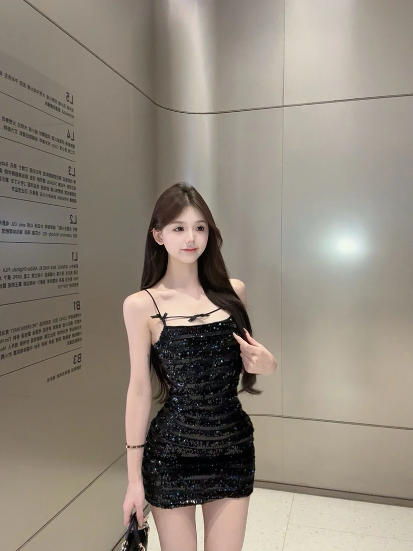 【CUTE 专属】闪闪战裙蝴蝶结辣妹亮片连衣裙聚会抹胸修身包臀裙