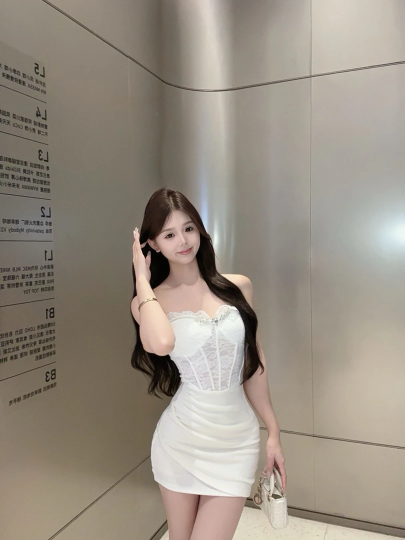 【CUTE 专属】气质纯欲拼接蕾丝双层钻石链条包臀裙性感收腰连衣裙