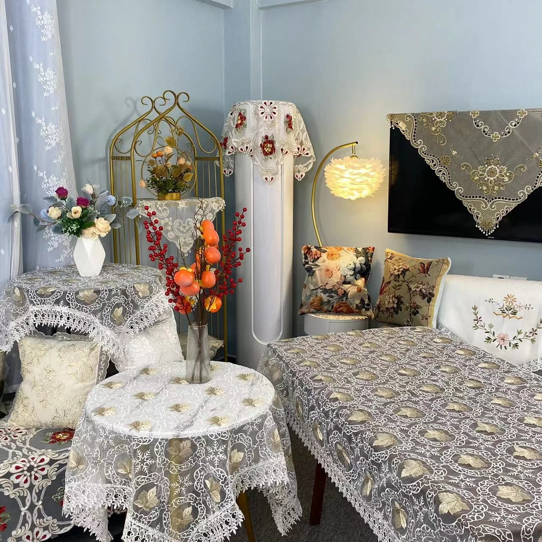 E-23【60*60CM】金色小花刺绣欧式桌布盖巾