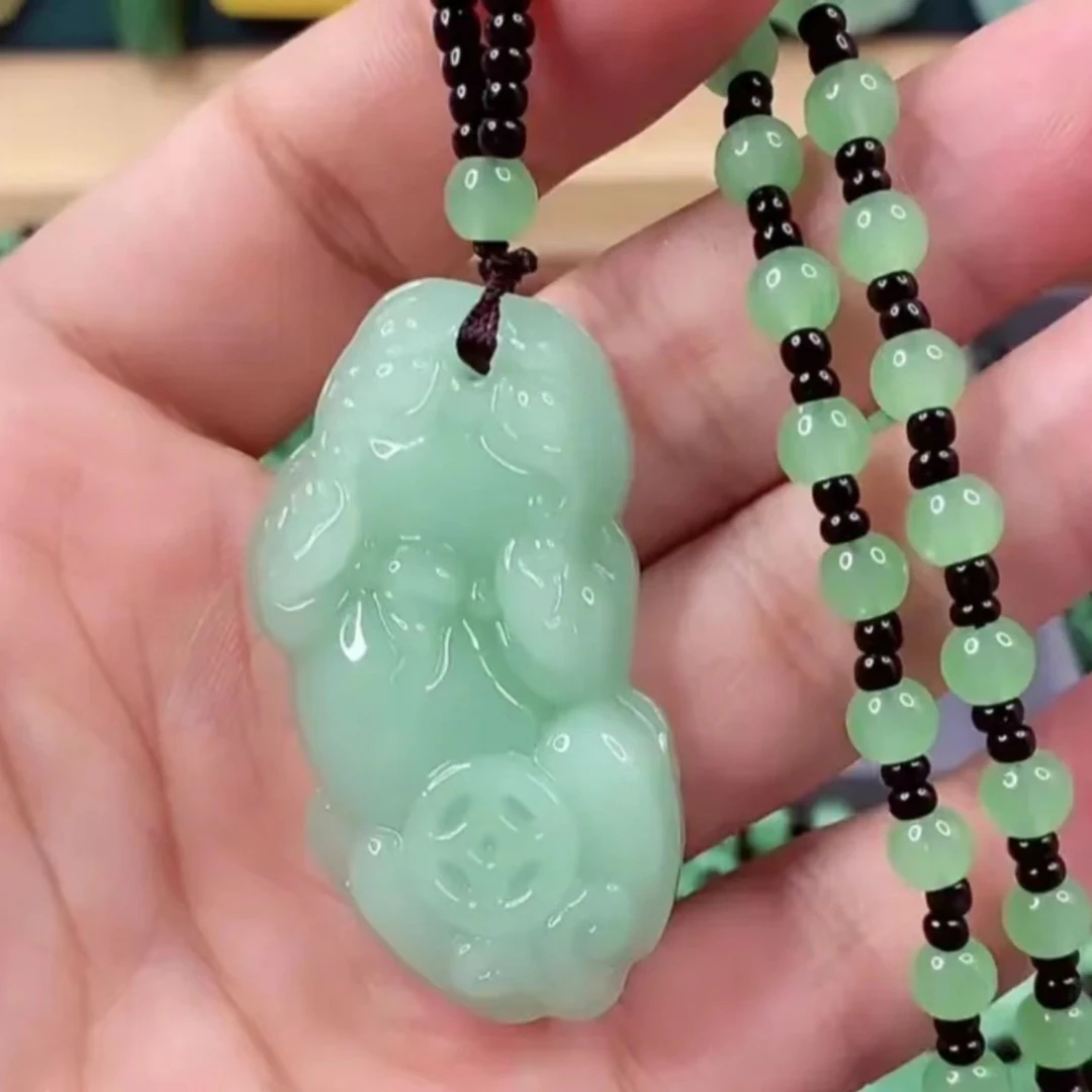 11新款浅绿色单貔貅吊坠