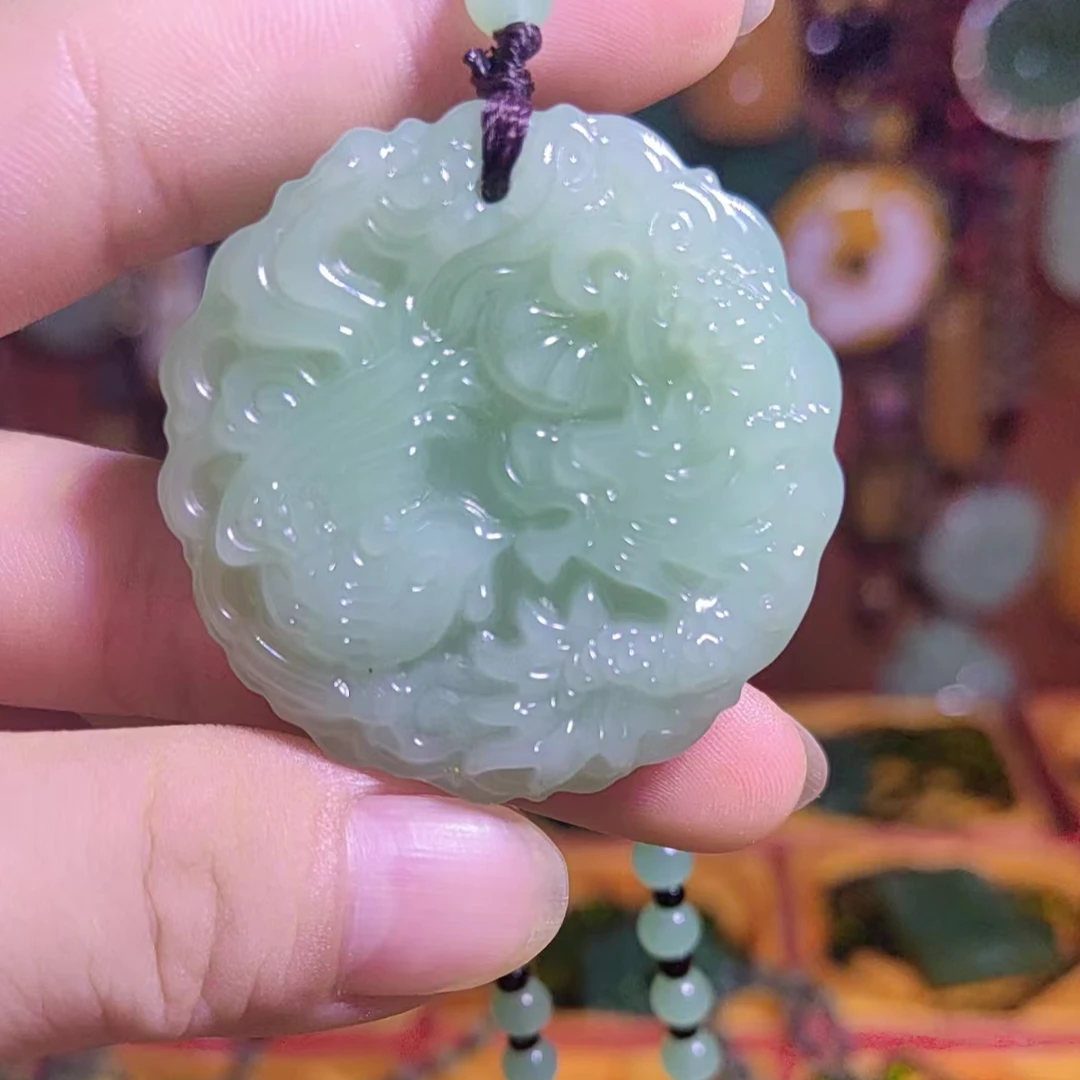 11时尚饰品浅绿色龙凤牌