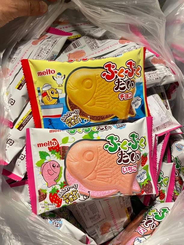 日本DONKI鲷鱼烧巧克力味草莓味入口即化酥三可口甜而不腻