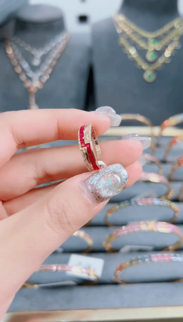 【闪购商品】红宝石戒指18K金镶嵌·