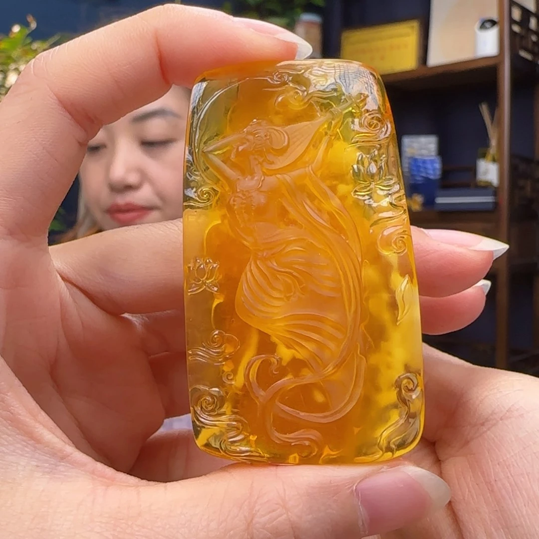 蜜蜡珠宝奇石未镶嵌