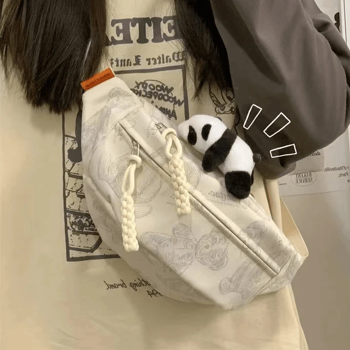 可爱小熊手机小背包男女日系ins学生休闲小众斜挎包港风运动胸包