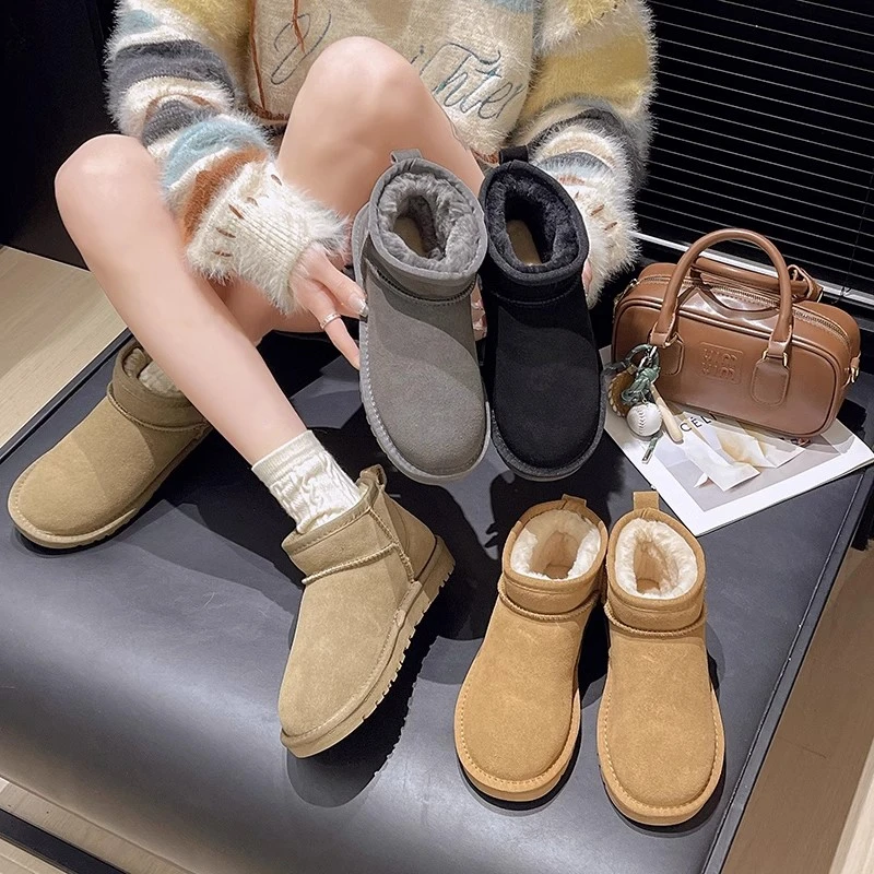 冬季真皮短筒雪地靴女百搭加绒加厚保暖短靴皮毛一体大码雪地棉鞋