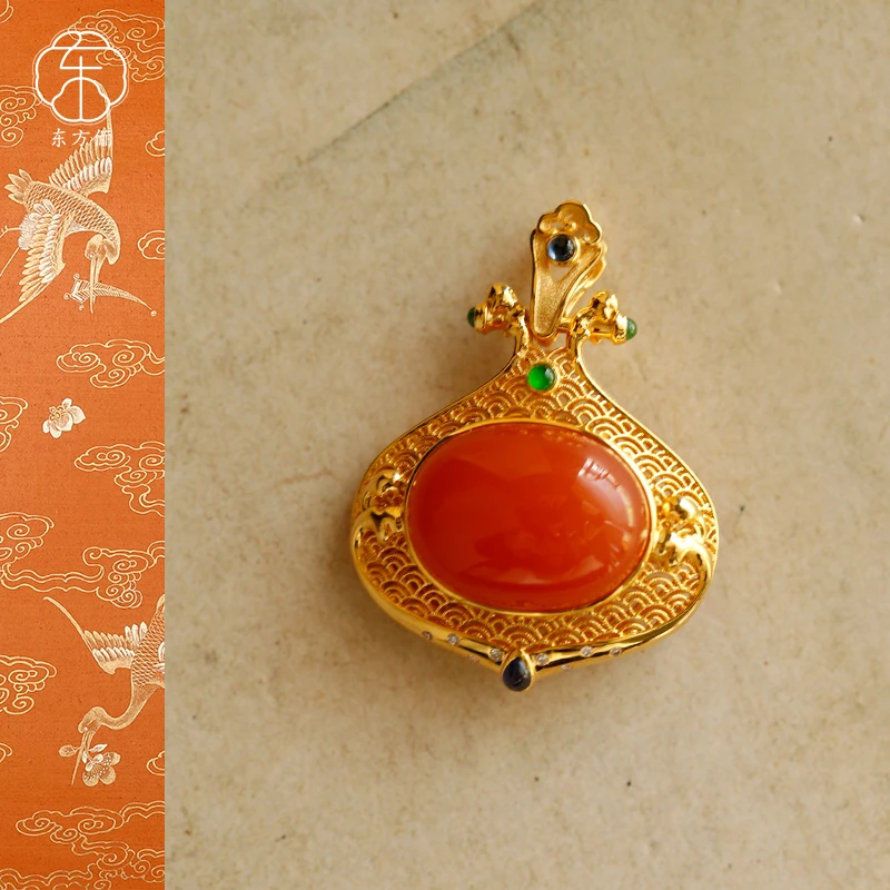 东方俪DOFUNLY【霞光好】18K金南红葫芦如意香囊设计款吊坠NHDZ雅韵