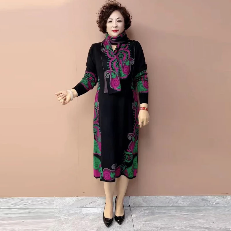 2025春秋打底妈妈针织连衣裙气质优雅宽松花色显瘦套头大码毛衣裙