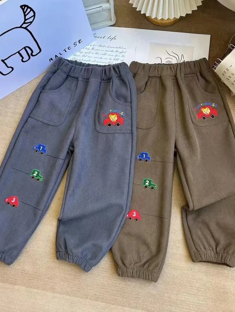 24新秋款宝宝重工刺绣灯芯绒裤子