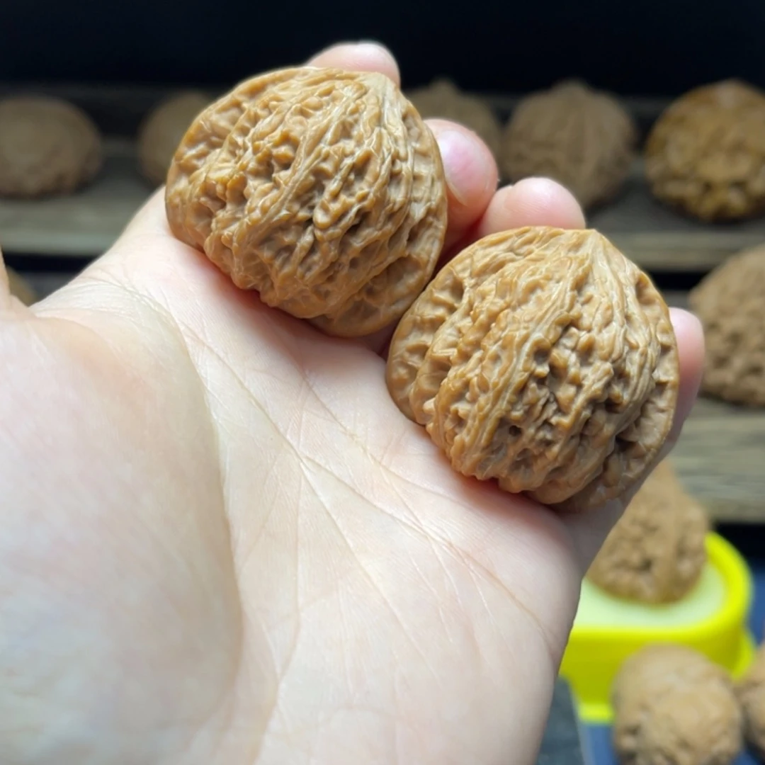 【闪购商品】核桃核雕38尺寸密纹