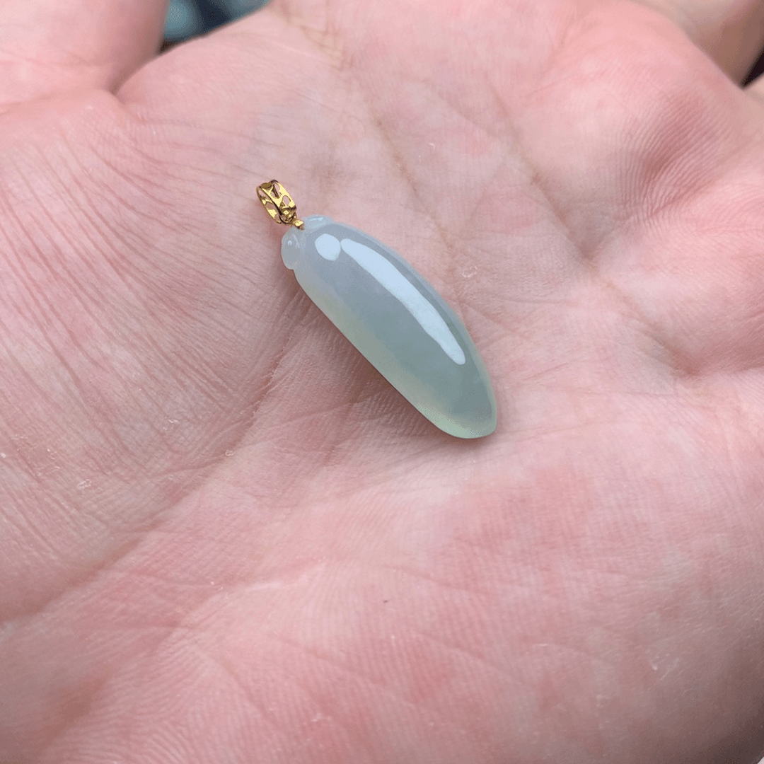 翡翠颈饰未镶嵌水滴