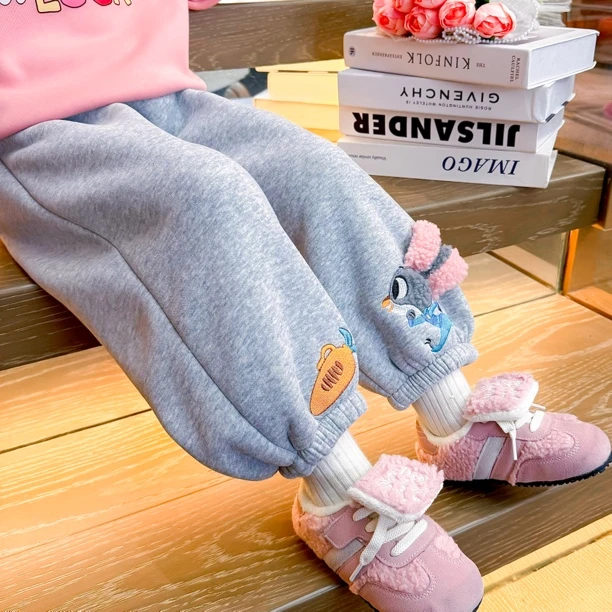 女童加绒卫裤洋气儿童秋冬装新款女宝宝一体绒加厚休闲裤小童运动