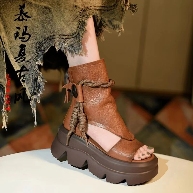 2024夏季新款罗马凉鞋女复古镂空时尚软底厚底松糕底透气凉靴女