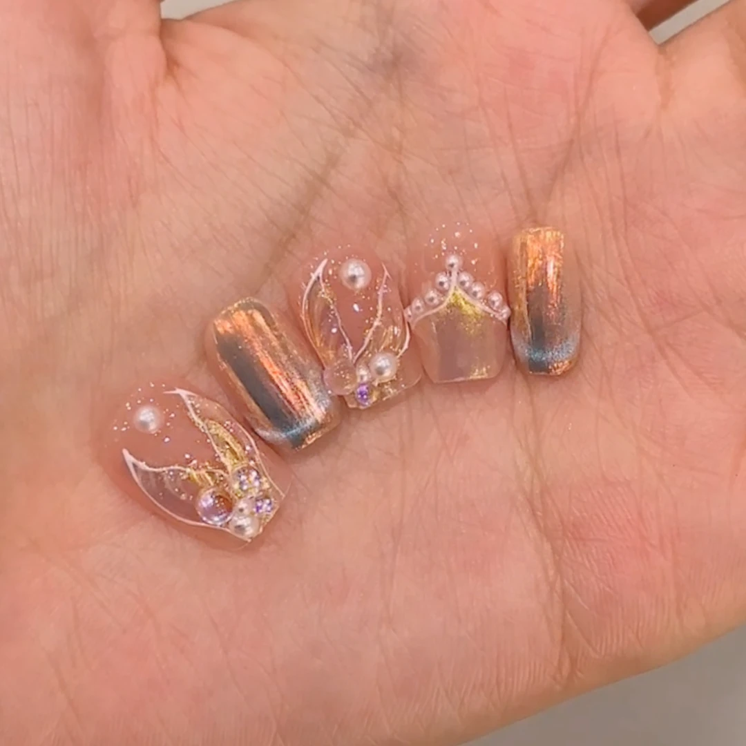 【一尾美人】手工定制穿戴甲烟花秋冬显白指甲贴