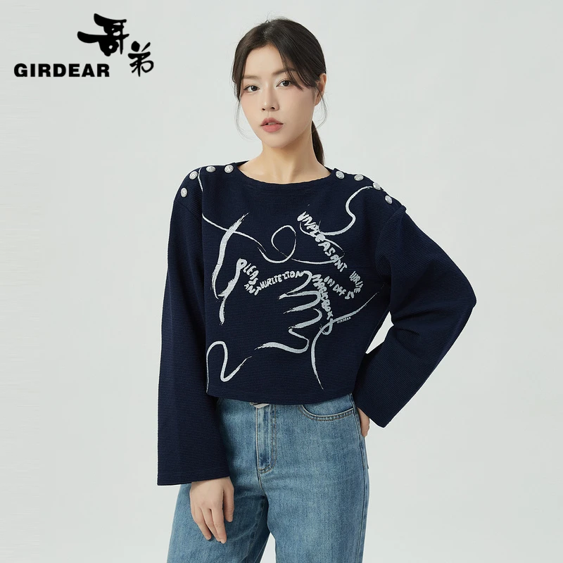 哥弟百搭个性线条描绘油墨印花长袖套头宽松短款圆领T恤女1300931