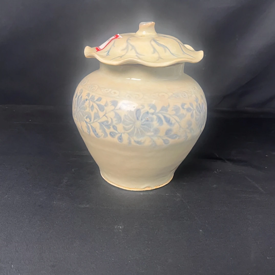无品牌青花荷叶罐莲花缠枝花卉图案
