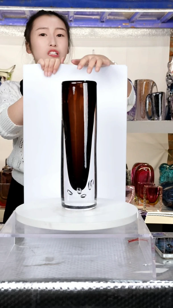 【闪购商品】【幻彩】高31精品琉璃正常手工痕迹