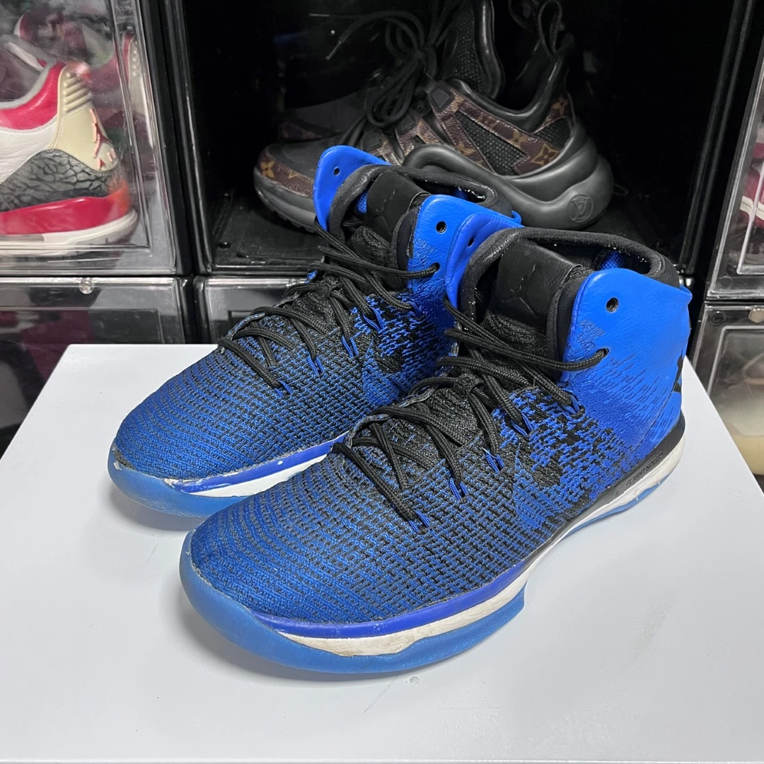 AJ31黑蓝 43码 更换大底 成色不错 实战好鞋 气垫饱满