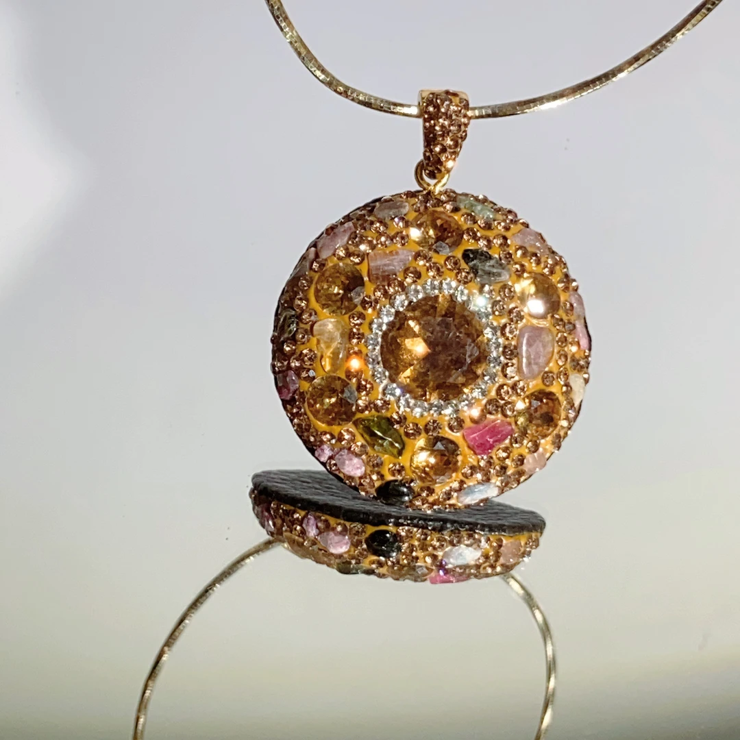 铜合金合成锆石吊坠 TTSD 土耳其苏丹石设计时尚个性中古吊坠4091