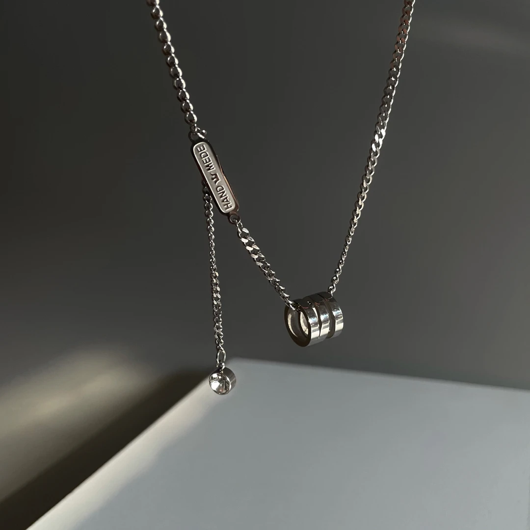 钛钢项链 欧美小蛮腰男士潮嘻哈轻奢小众精致高级锁骨链时尚配饰