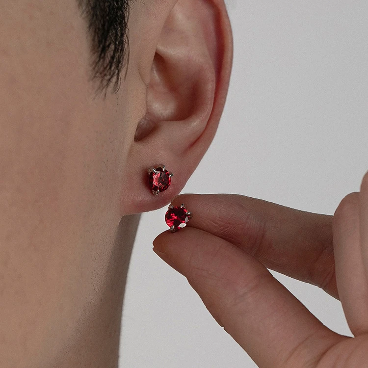 合金锆石耳饰 红锆石龙爪耳钉男小众设计耳环痞帅高级感耳骨钉