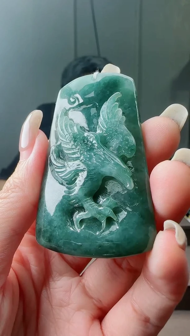 【闪购商品】翡翠颈饰未镶嵌1111111111