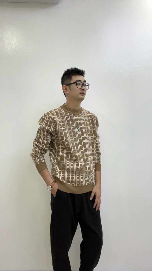 【GP】潮流时尚休闲秋冬薄款时尚经典时尚圆领格纹毛线衣A666DS