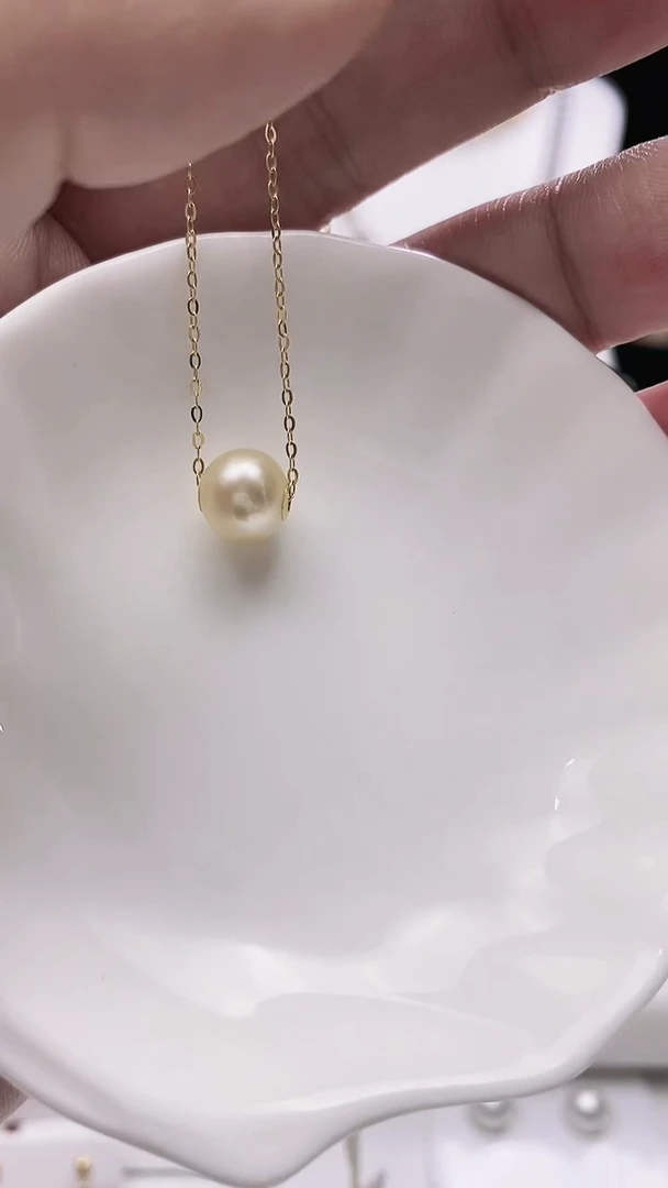 【闪购商品】海水珍珠颈饰18K金镶嵌金珠路路通吊坠