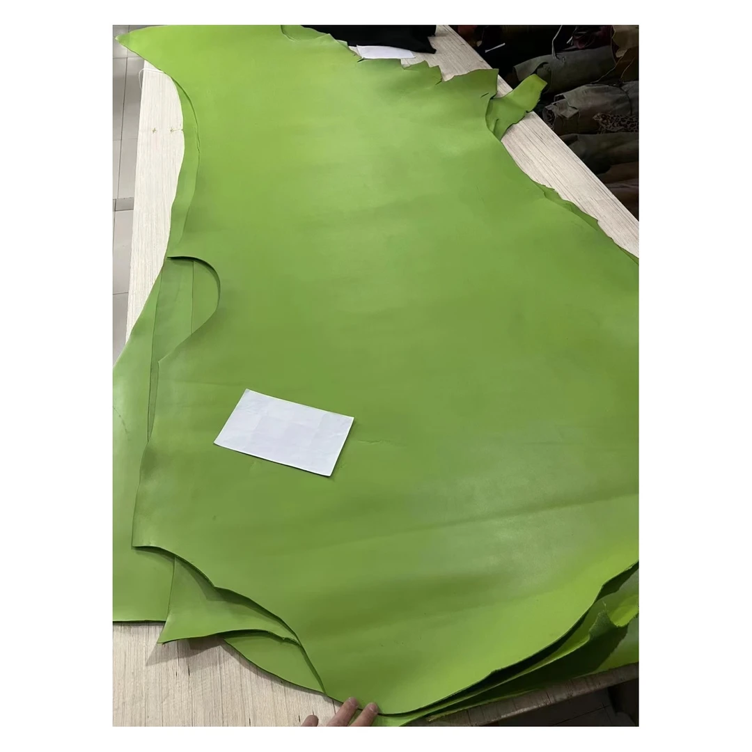 日本进口柠檬绿色植鞣平纹手工DIY头层牛皮 手感硬挺 厚度2.2mm