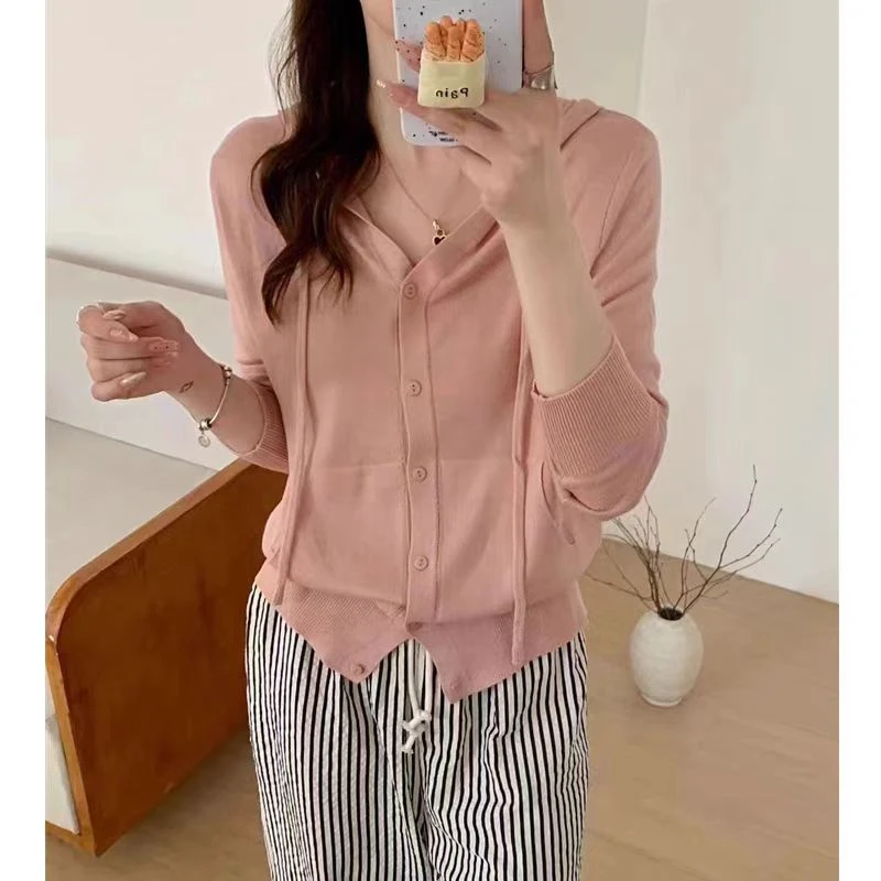 力婳新款高级感穿搭连帽针织开衫女长袖轻奢品质