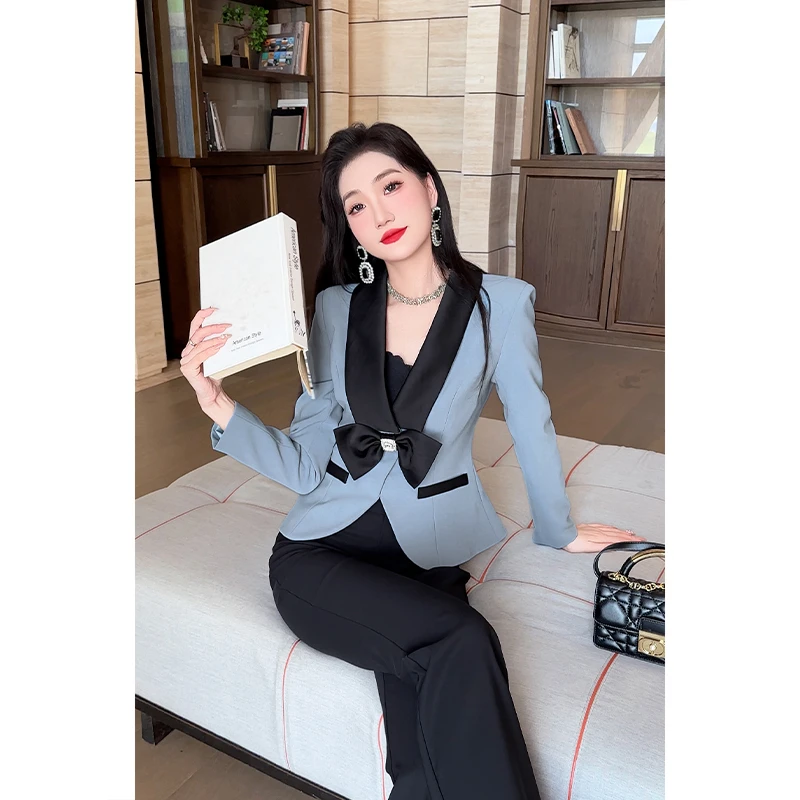 格润雅【时髦聚焦】别致蝴蝶结2025时尚设计感拼色气质收腰显瘦上衣