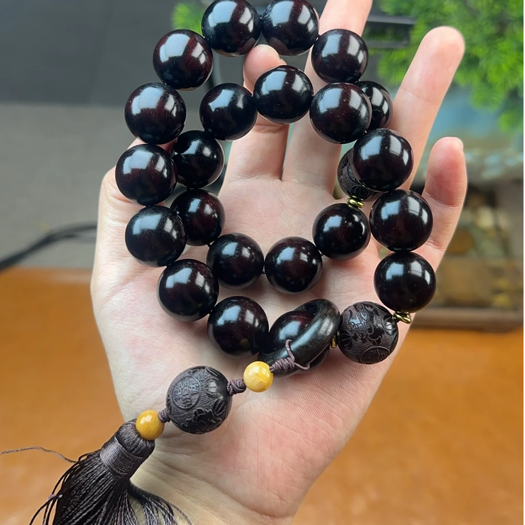 156小叶紫檀精品爆星手持大颗1.8