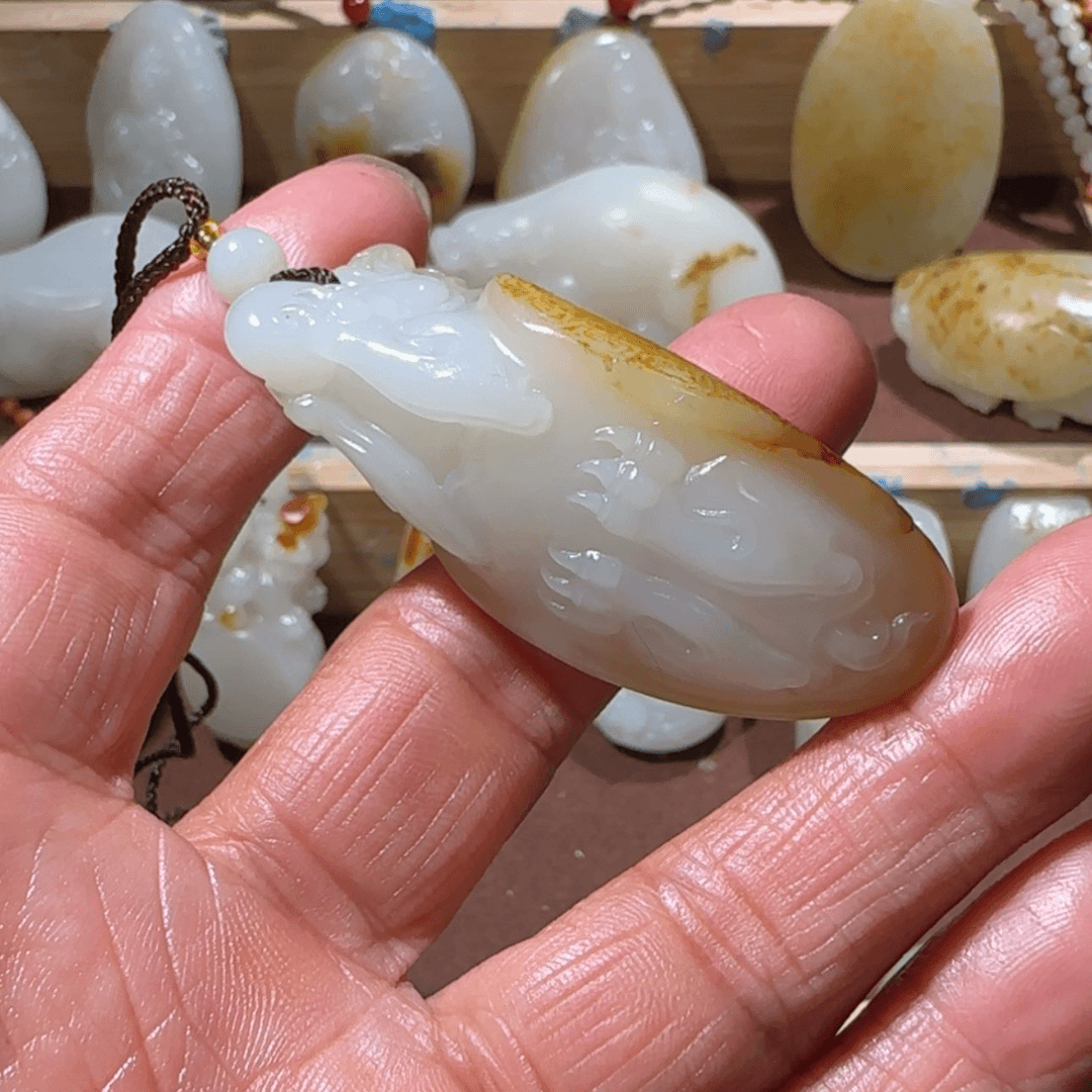 【闪购商品】和田玉颈饰未镶嵌面****I