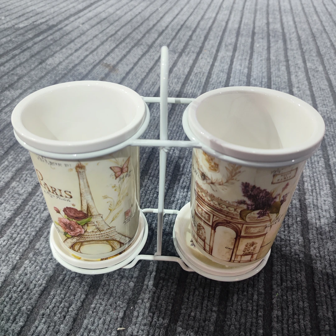 景德镇陶瓷筷子筒