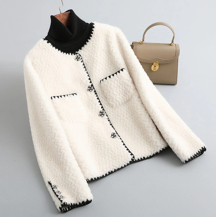 2024新款时尚颗粒羊剪绒羊羔毛皮毛一体女短款小香风皮草外套