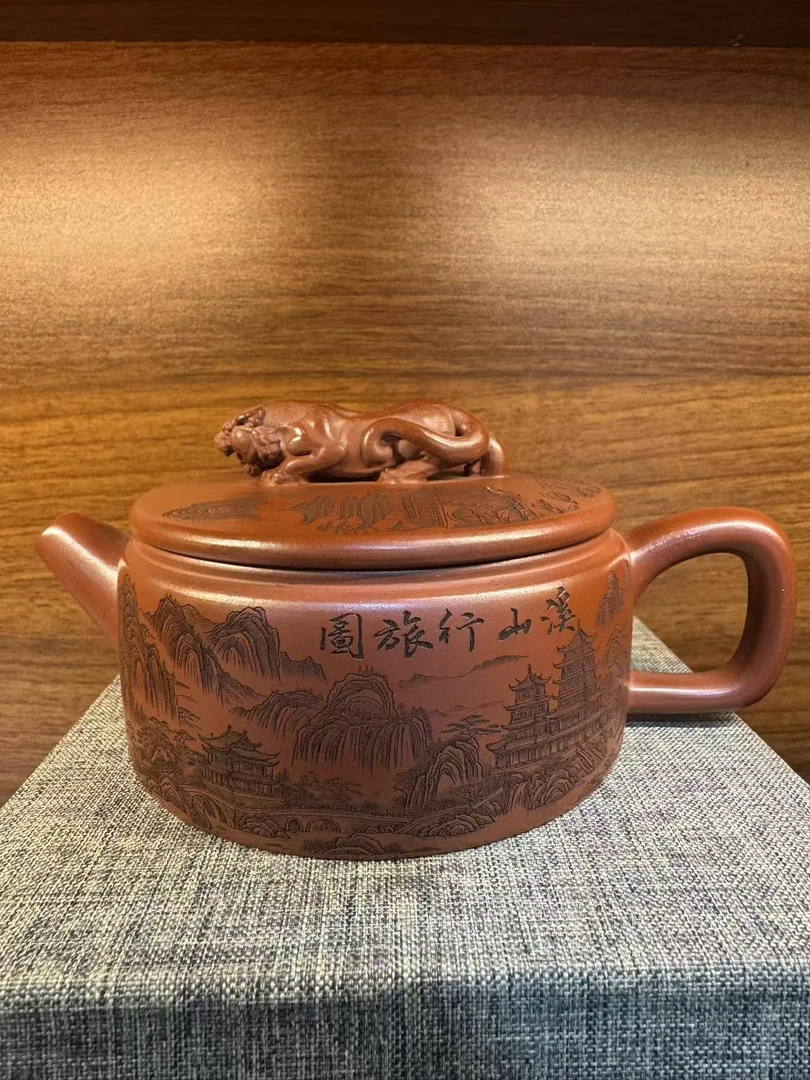 溪山行旅图卧虎大口汉瓦红皮龙紫砂壶【华】