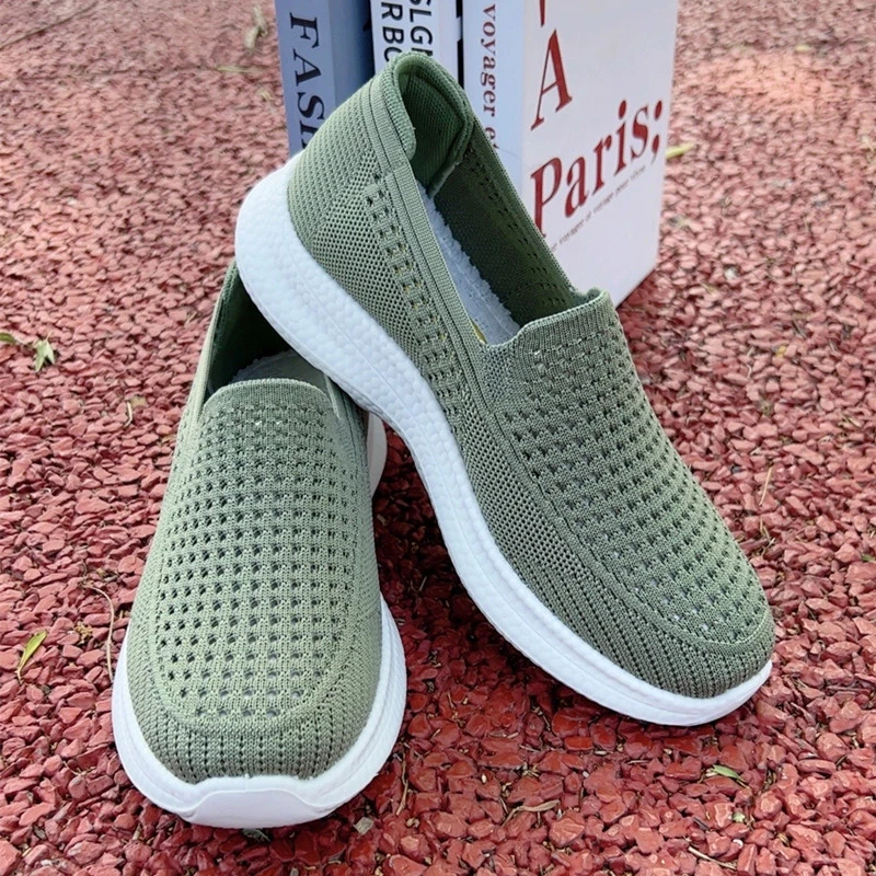 2024年夏季老北京布鞋一脚蹬男女同款情侣网鞋舒适轻便中老年单鞋