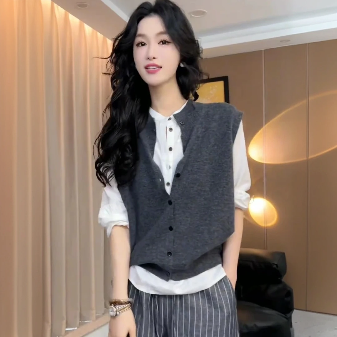 灰色针织马甲背心女秋冬穿搭2024新款宽松毛衣开衫叠穿无袖上衣潮