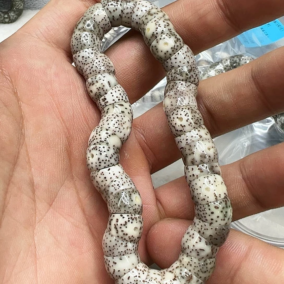 星月菩提手串96卓越石玉星月菩提猪大肠10