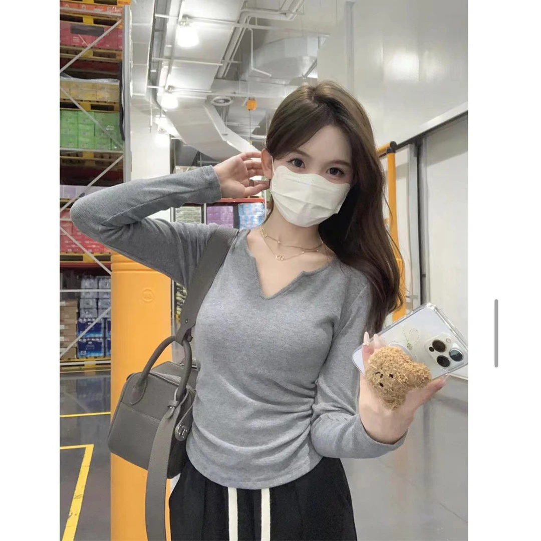 徐秋阳  棉花感   百搭舒适显瘦内搭领口设计带胸垫打底上衣