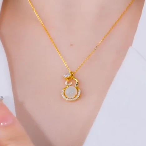 福禄平安葫芦项链女轻奢时尚吊坠链金色镶嵌锁骨链网红不掉色饰品