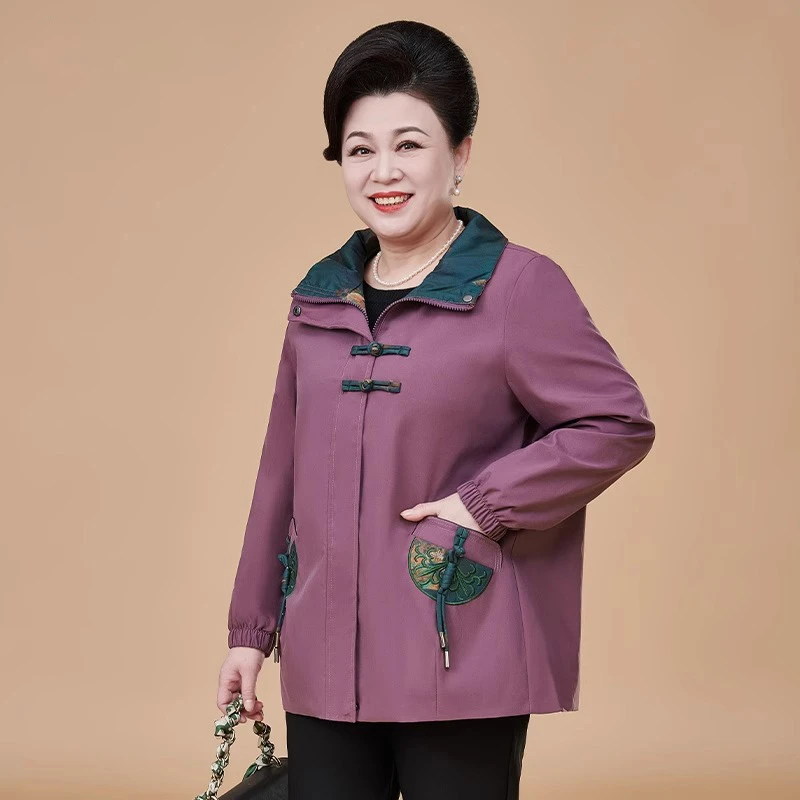 新中式妈妈春装大码风衣中老年女装休闲复古翻领宽松开春洋气新款