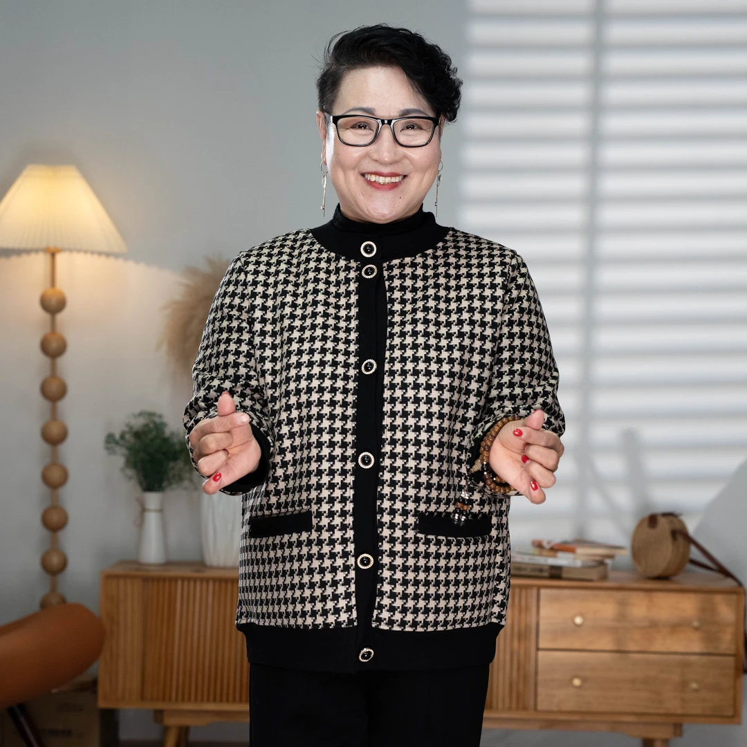 妈妈装加肥加大秋冬加棉加厚保暖千鸟格加绒时尚保暖外套D18968W