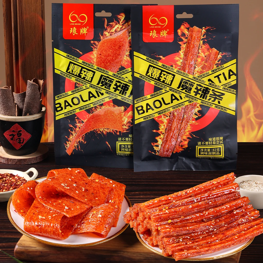 琅牌魔鬼辣条棒82g爆辣香辣味小吃儿童年记忆怀旧小零食正宗辣条